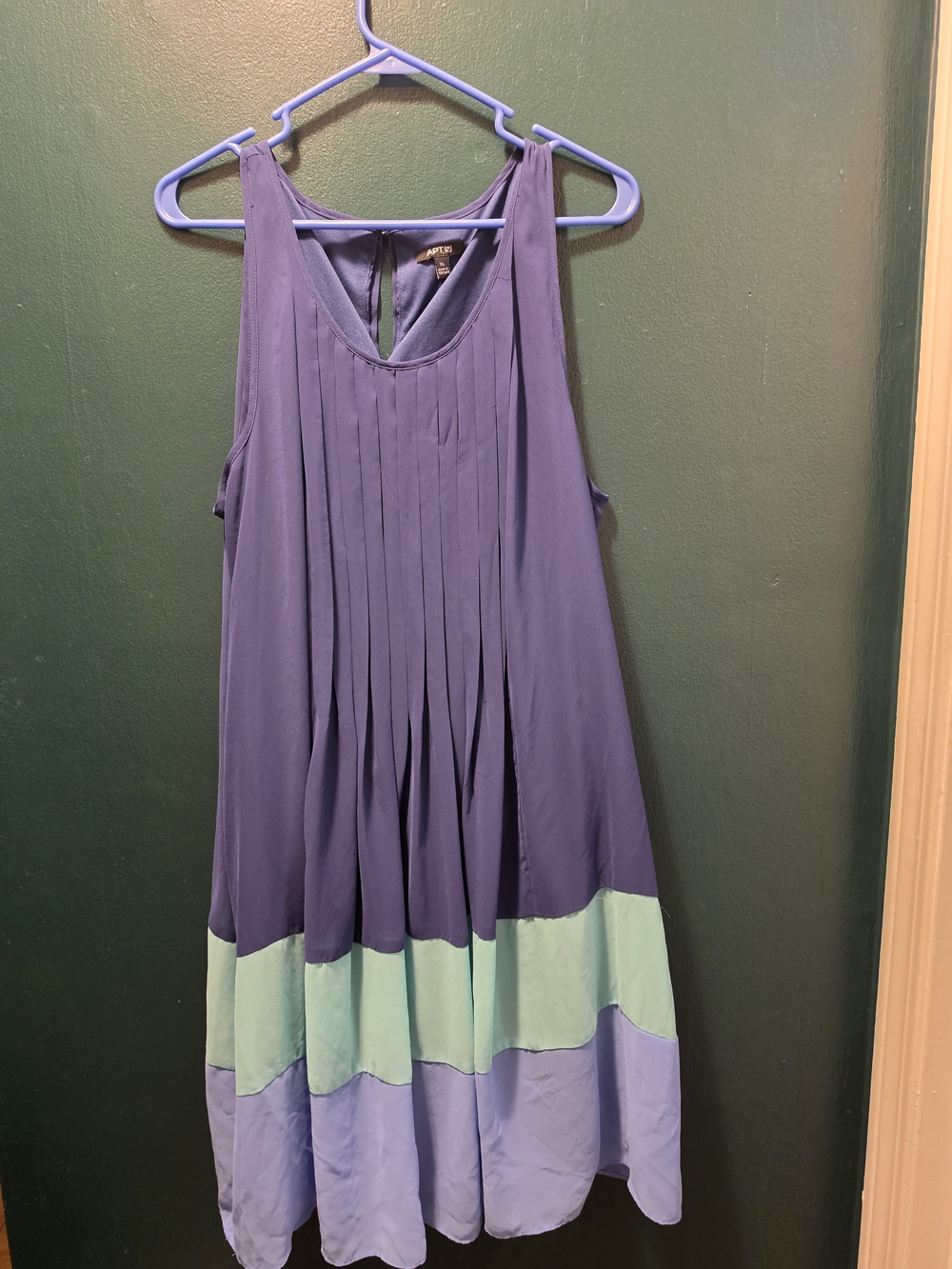 Apt. 9 Purple Sleeveless Colorblock Pleated Dress with Mint and Light Purple Hem